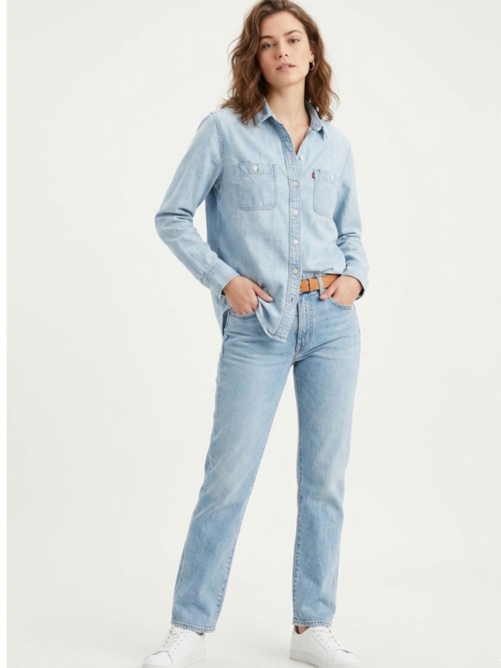 Levi’s Classic Cotton Boyfriend Fit Denim Long Sleeve Button Up Shirt Size M